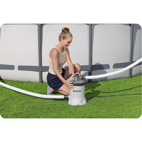 Medence szűrőszivattyú 5678 l/h + szűrőgolyók Bestway 58870
