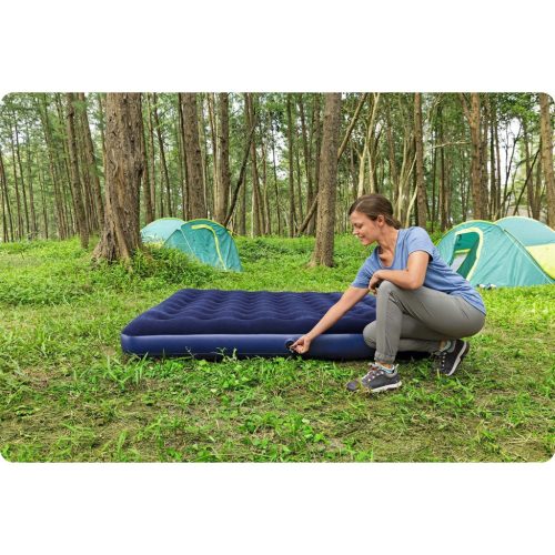 Légmatrac 203x183x22 cm dugattyús pumpával Bestway 67004