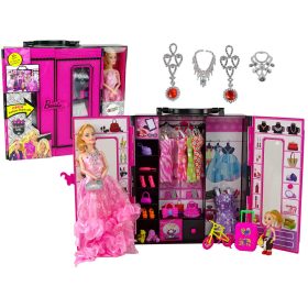   Baba ruhásszekrényben Öltöző babáknak a szépséglány bőröndjében