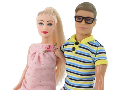 Baba család fiú lány terhes Lucy