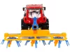 Piros traktor gereblye dörzshajtással