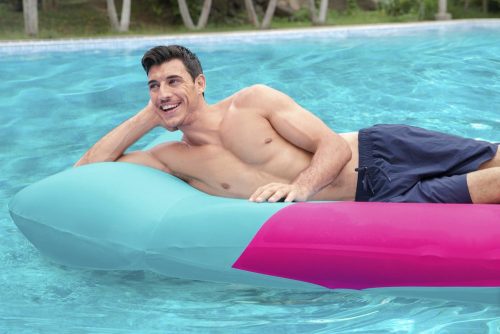 Felfújható matrac huzattal 200 x 129 cm Bestway 43305