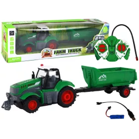 Távirányítós traktor utánfutóval 1:24 Zöld fényekkel