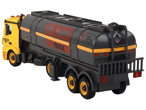 DIY tartálykocsi a sárga fények hangjának össze- és szétszereléséhez