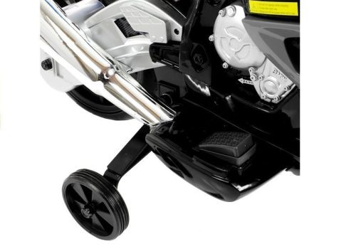 BMW S1000RR Silver – elektromos motorozás