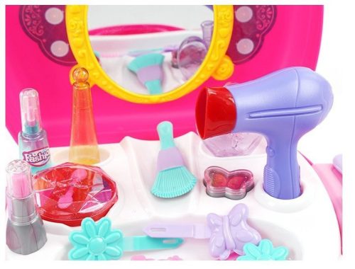 Kozmetikus fésülködőasztal tokban