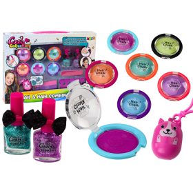   Szépségszett sminkhez, körömformázáshoz, árnyékokhoz és lakkokhoz