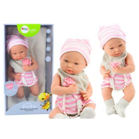   Fehér és rózsaszín ruhás babababa, kalap, cumi, előke, paplan