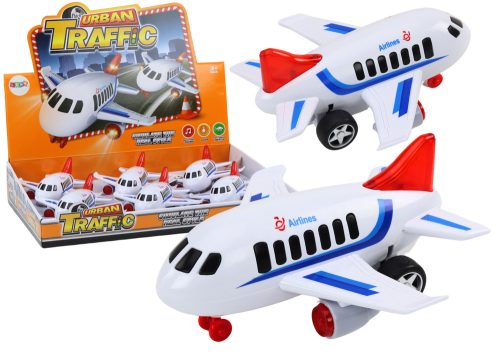 Utasszállító repülőgép fényei fehér hangokat vezetnek