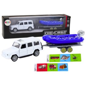 Terepkocsi utánfutóval és motorcsónakkal, fehér kék