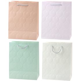   Elegáns ajándéktáska dombornyomott szívek 23 x 18 x 10,5 cm