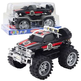 Hátsókerék-hajtású terepjáró, piros és fekete