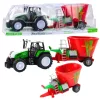 Zöld mezőgazdasági traktor pótkocsival és takarmánykeverővel 50 cm