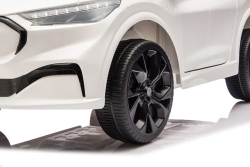 Ford Mustang Mach-E fehér 24 V-os akkumulátoros autó