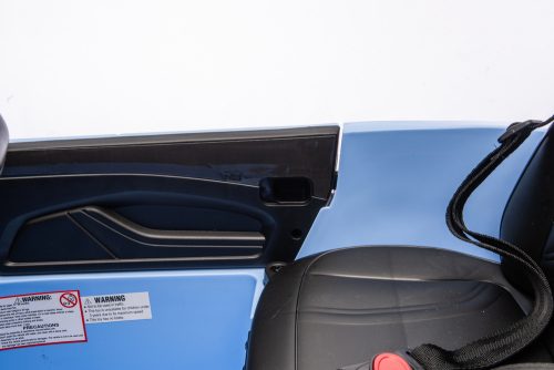 Ford Mustang Mach-E kék, 24 V-os akkumulátoros autó