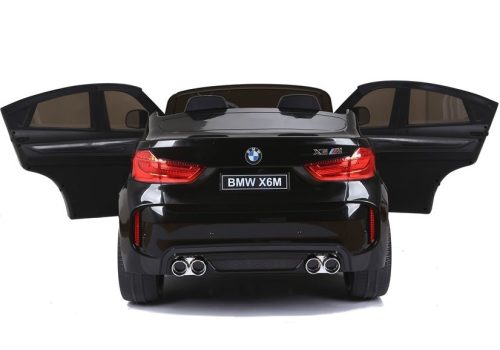 ÚJ BMW X6M fekete – elektromos jármű