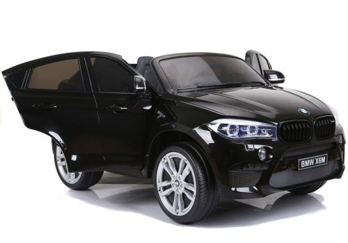 ÚJ BMW X6M fekete fényezés - Elektromos autó