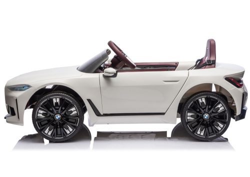 BMW I4 4x4 JE1009 Akkumulátoros Autó Fehér