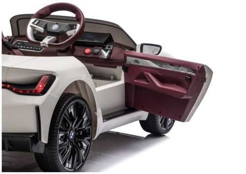 BMW I4 4x4 JE1009 Akkumulátoros Autó Fehér