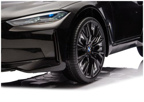 BMW i4 4x4 JE1009 fekete akkumulátoros autó
