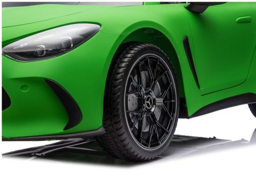 Mercedes GT63 AMG DK-GT63 24V csendes matt zöld motoros akkumulátoros autó