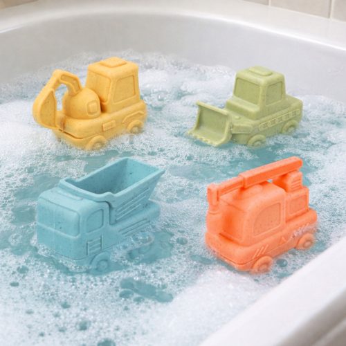 Játékok kisgyermekeknek Gumi járművek szétszereléshez fürdőjátékhoz 4 db.