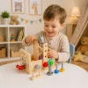 Fából készült szerszámosláda gyerekeknek fogaskerekekkel és anyákkal