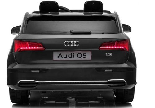Új Audi Q5 2-üléses fekete festés – elektromos autózás