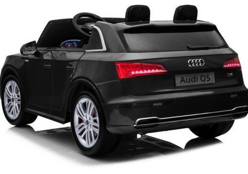 Új Audi Q5 2-üléses fekete festés – elektromos autózás