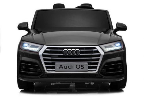 Új Audi Q5 2-üléses fekete festés – elektromos autózás