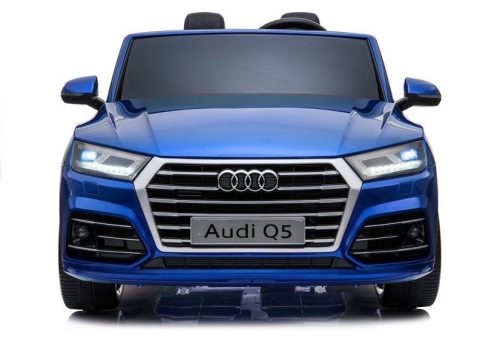 Új Audi Q5 2 üléses kék festés – elektromos autózás