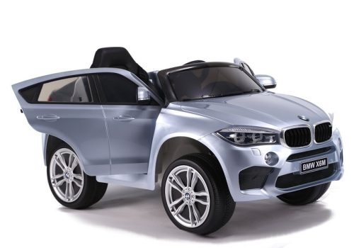 BMW X6 ezüst festés – elektromos autózás