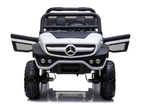 Mercedes Unimog elektromos autó fehér