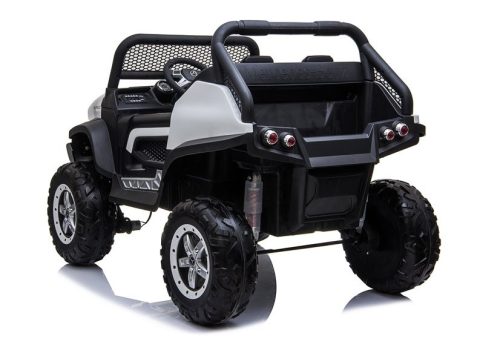 Mercedes Unimog elektromos autó fehér