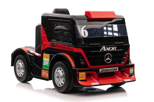 Autó Mercedes XMX622 Redhez