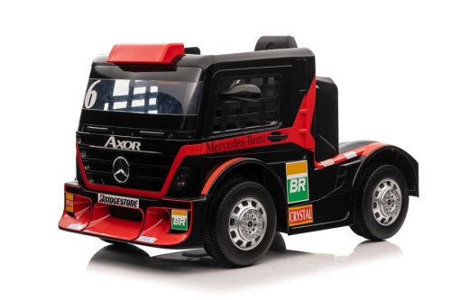 Autó Mercedes XMX622 Redhez