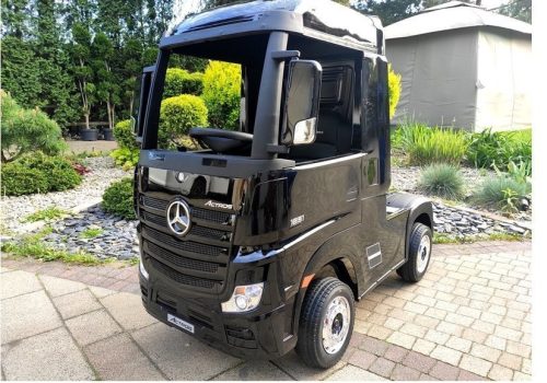 Elektromos ráhajtható autó Mercedes Actros feketére festett MP4
