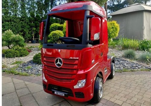 Elektromos ráhajtható autó Mercedes Actros pirosra festett MP4