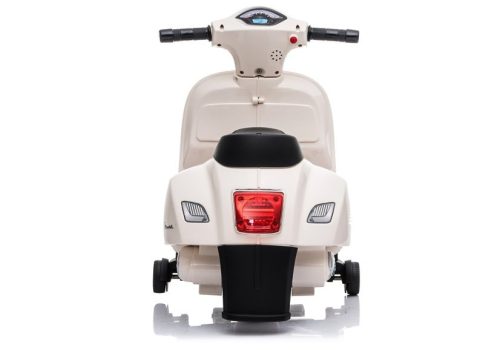 Fehér elektromos robogó Vespa GTS 300 Mini