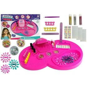 Kozmetikai táskák körömszárítóhoz, lakkok készlete