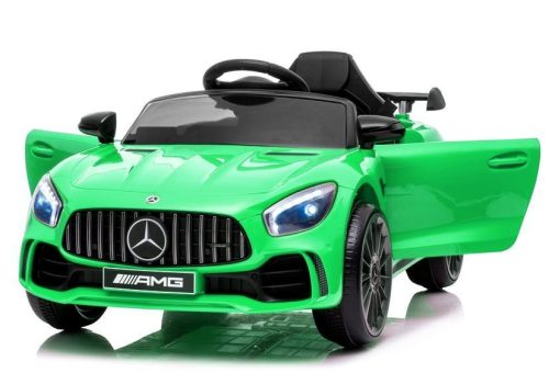Elektromos ráhajtható autó Mercedes AMG GT R zöld