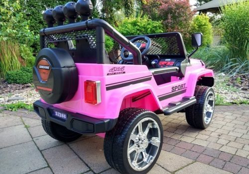 Utazzon az S2388 Jeep Pink 4x45 W-os autóval