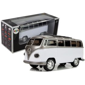 Busz hajtással és hanggal Fehér