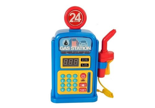 Benzinkút autófényekkel és hanggal