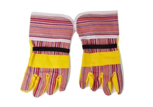 Szerszámkészlet, fűrész elemekkel, sisak, kesztyű és védőszemüveg