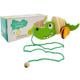 Fából készült krokodil kerekeken 18cm