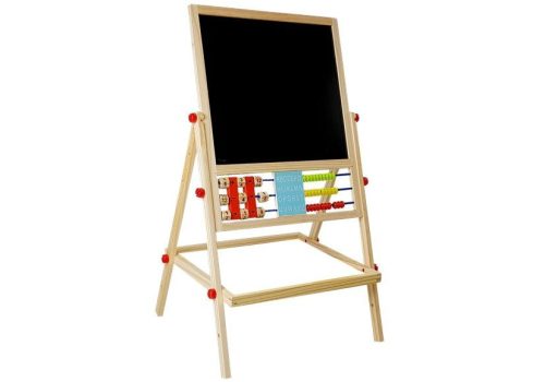 Fa krétatábla. Abacus. Óra, számok és mágnes