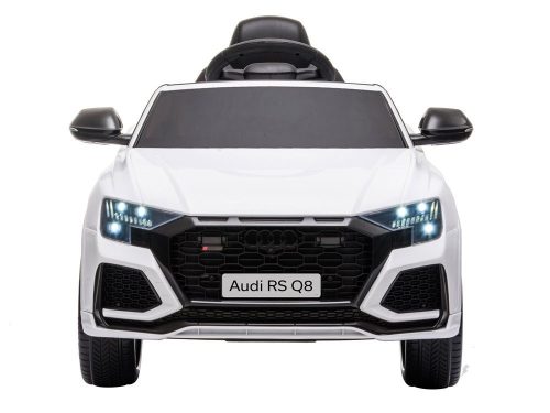 Elektromos Audi RS Q8 fehér