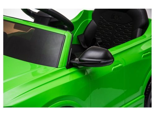 Elektromos Audi RS Q8 zöld